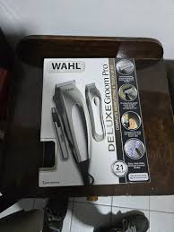 Kit Maquina Peluquera Wahl Deluxe Grom Pro 21 Piezas  Gris Oscuro 110v